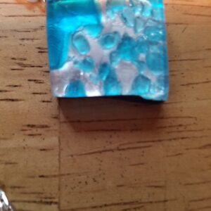 Simple but Elegant Merino Glass Necklace