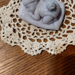 Sleeping baby-perfect for baby shower!!